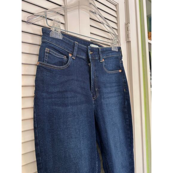 H&M Women's Size 10 Jeans - Stylish and Comfortable - Picture 1 of 4